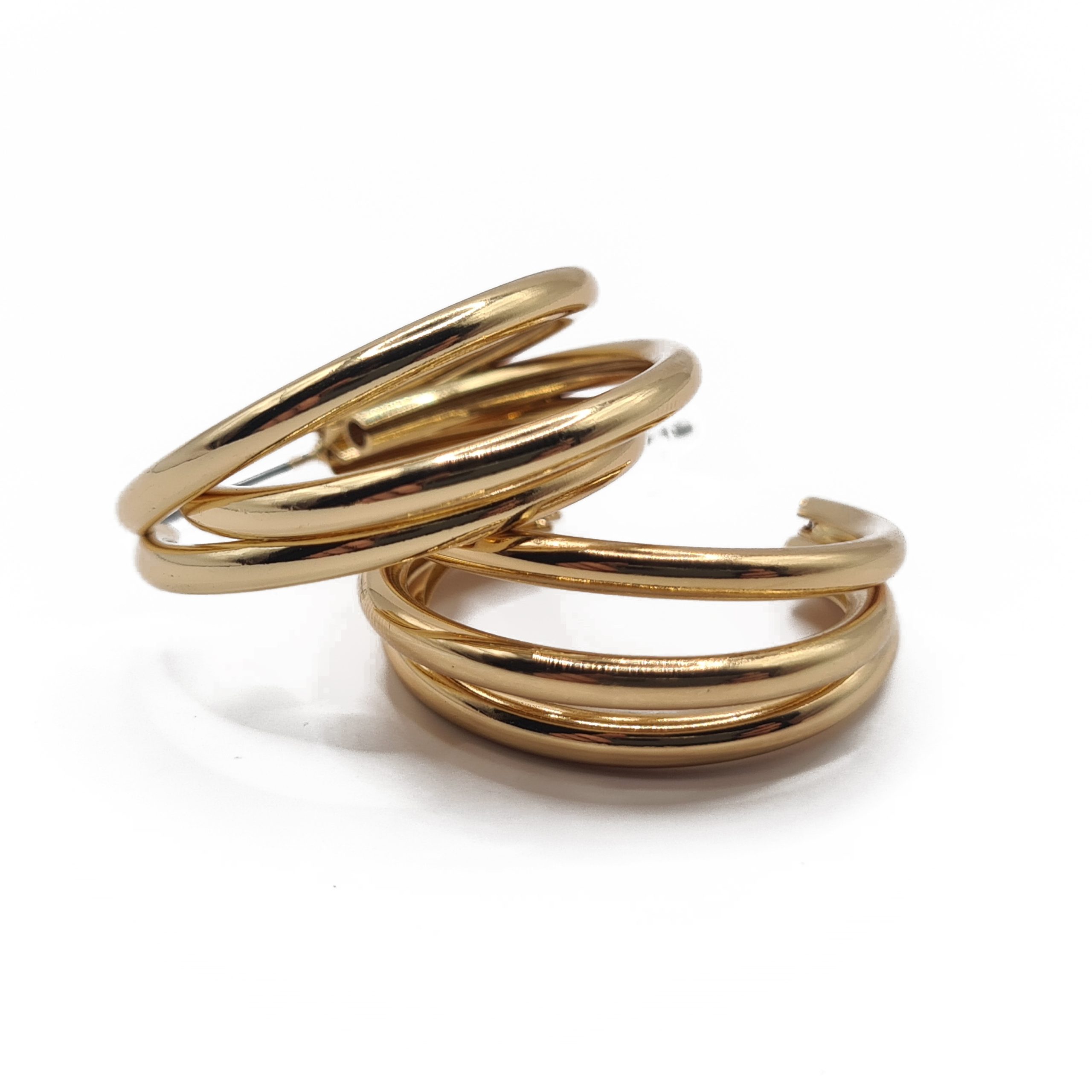 Aros triples entrelazado